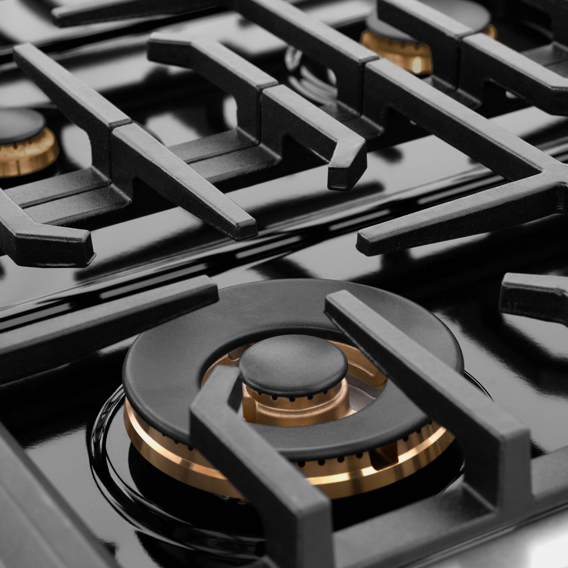 ZLINE 48 in. Paramount Gas Rangetop with 8 Brass Burners and Porcelain Cooktop in DuraSnow® Stainless Steel (SRTS-BR-48)