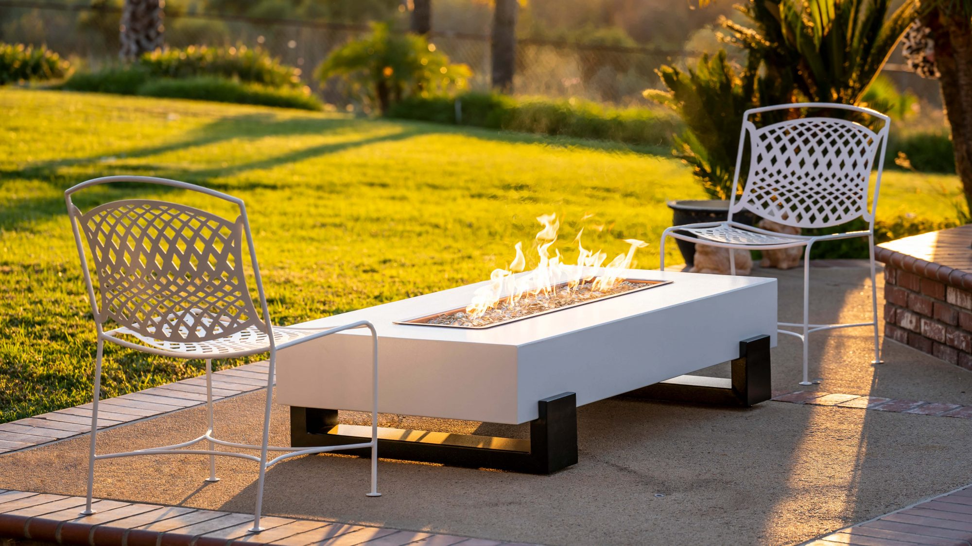 The Outdoor Plus Baja Fire Pit – White Top & Black Powder Coat Base