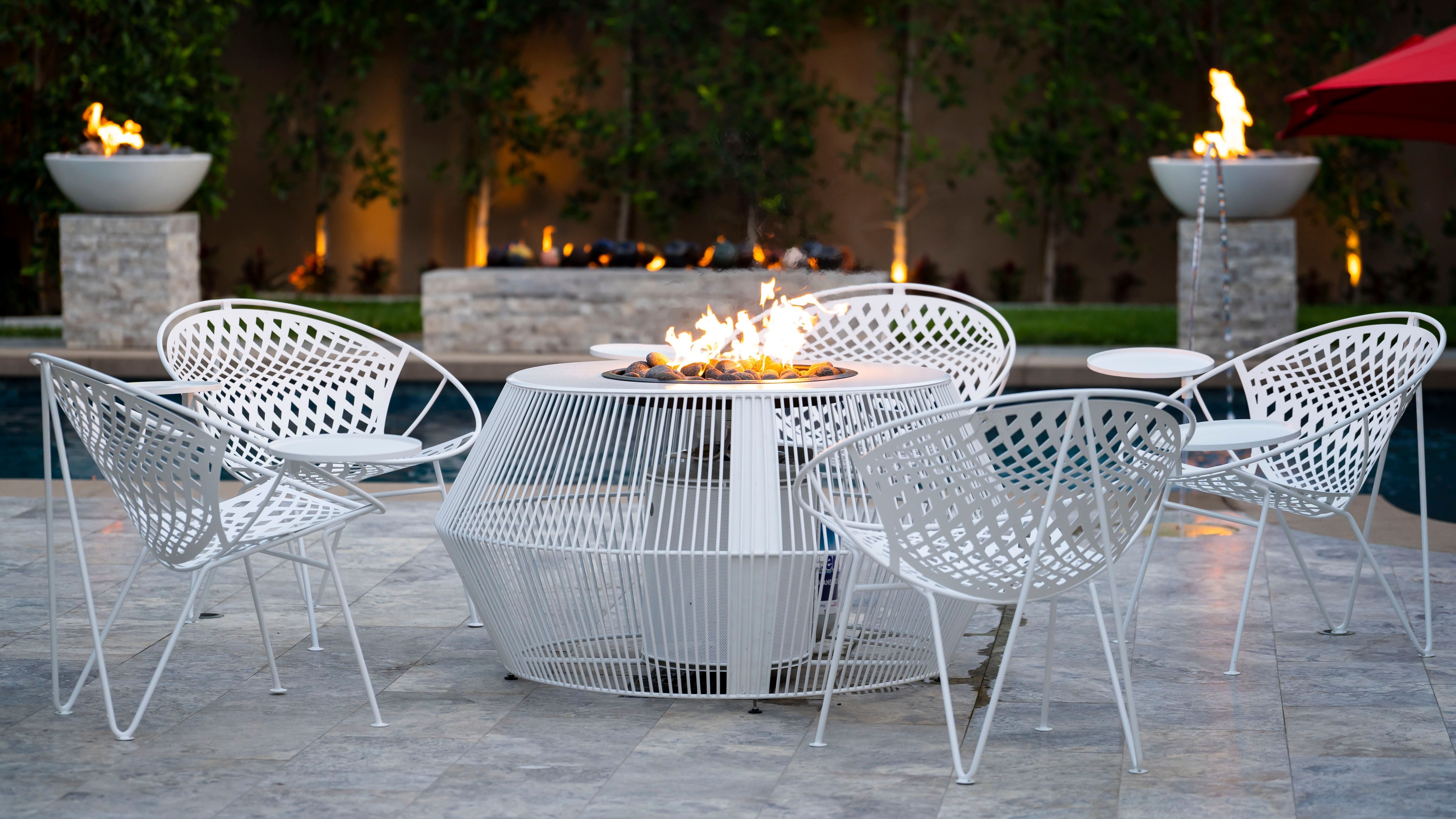 The Outdoor Plus Cesto Fire Pit - Black & White Collection